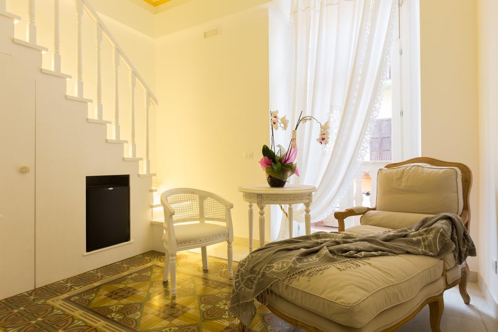 Suite Le Perle Tarento Habitación foto